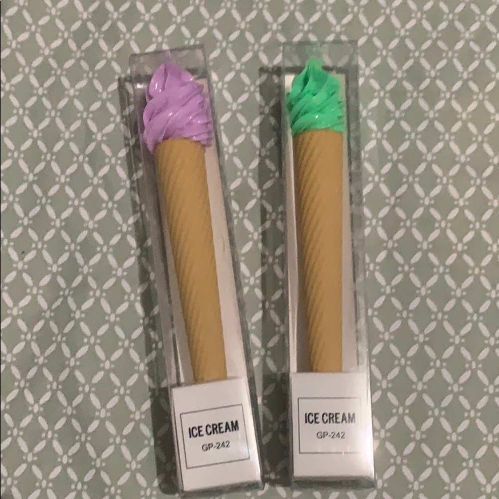 🌴 3 for $10 Ice Cream Pen NWT
